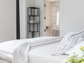 10 Farnsworth 3A, Boston MA 02210