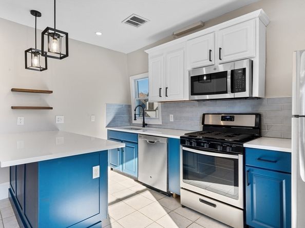 16 Hawthorne Street, Boston MA 02119