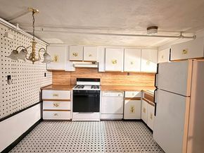 27 Ralwood Rd, Boston MA 02136