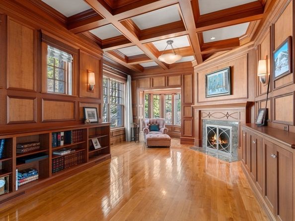 53 Paine Avenue, Beverly MA 01915