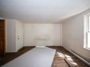 135 Elm St, Southbridge MA 01550
