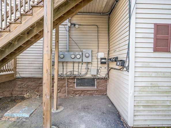 135 Elm St, Southbridge MA 01550