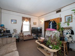 135 Elm St, Southbridge MA 01550