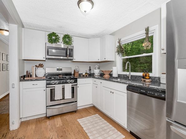 454 Middlesex Tpk, Billerica MA 01821