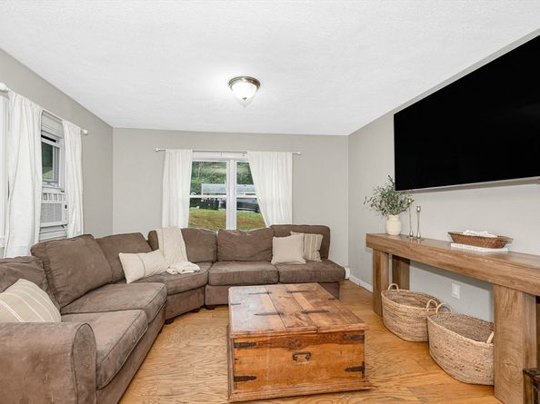454 Middlesex Tpk, Billerica MA 01821