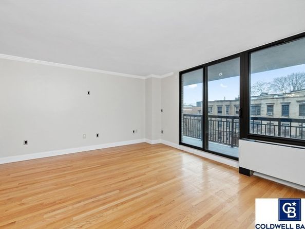 60 Longwood Ave. 301, Brookline MA 02446
