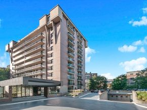 60 Longwood Ave. 301, Brookline MA 02446