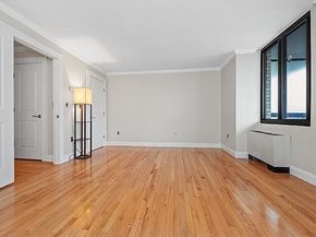 60 Longwood Ave. 301, Brookline MA 02446