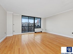 60 Longwood Ave. 301, Brookline MA 02446