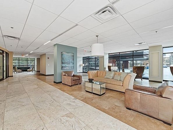60 Longwood Ave. 301, Brookline MA 02446