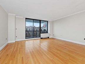 60 Longwood Ave. 301, Brookline MA 02446