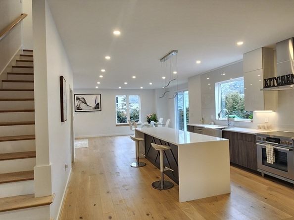 239 Mountain Ave, Arlington MA 02474