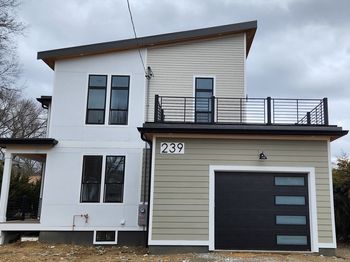 239 Mountain Ave