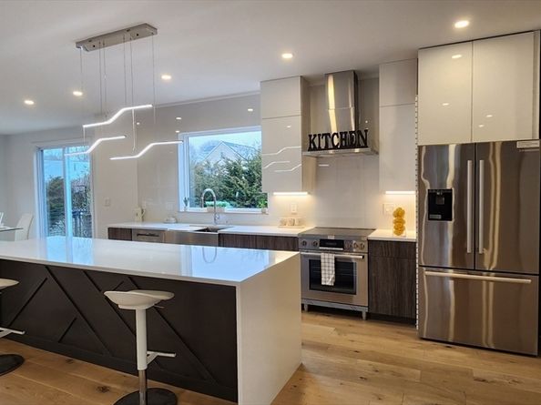 239 Mountain Ave, Arlington MA 02474