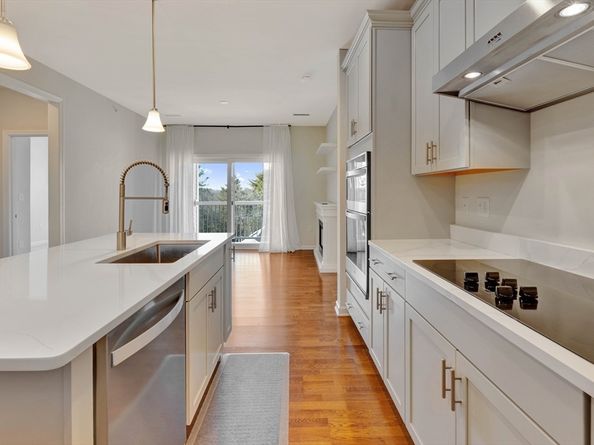 260 Martins Lndg 508, North Reading MA 01864