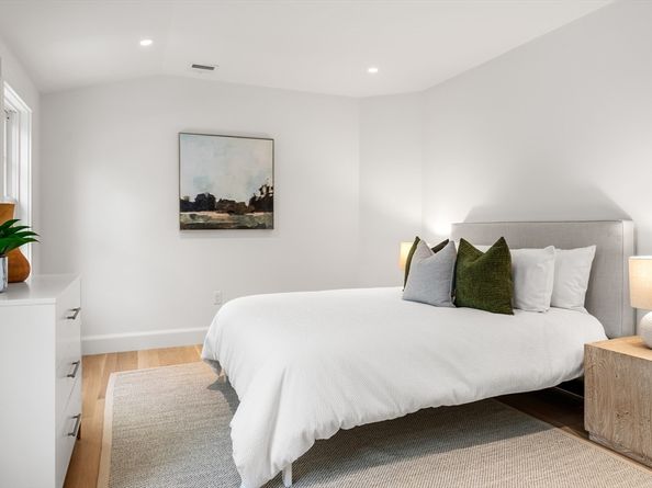 59 Mason Terrace 59, Brookline MA 02446