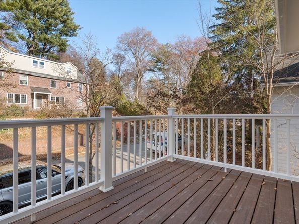 59 Mason Terrace 59, Brookline MA 02446