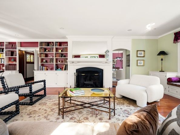 40 Heath Hill St, Brookline MA 02445