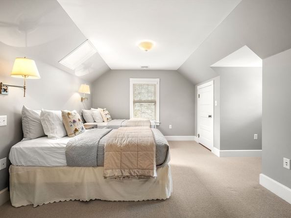 40 Heath Hill St, Brookline MA 02445