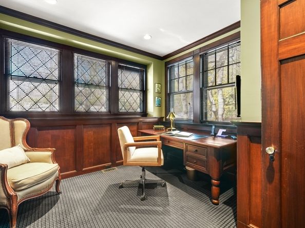 40 Heath Hill St, Brookline MA 02445