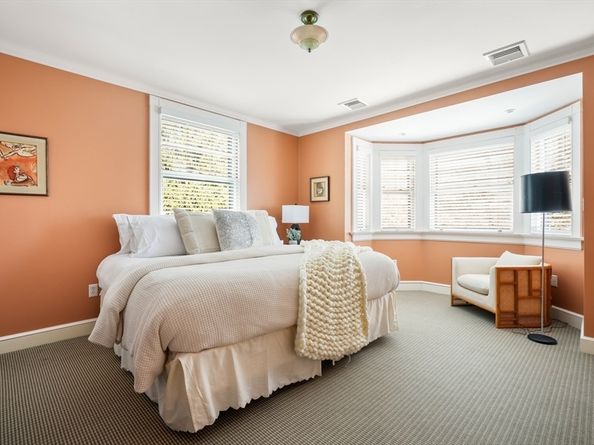 40 Heath Hill St, Brookline MA 02445