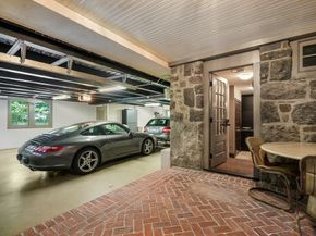 40 Heath Hill St, Brookline MA 02445