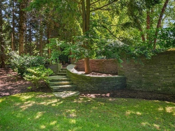 40 Heath Hill St, Brookline MA 02445