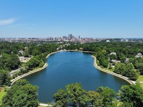 40 Heath Hill St, Brookline MA 02445