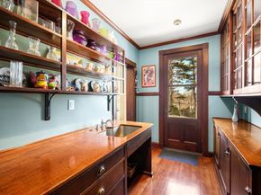 40 Heath Hill St, Brookline MA 02445