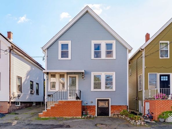 10 Elwood Pl, Revere MA 02151