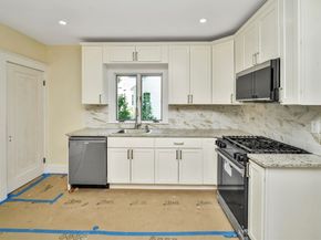 15 Highland Ave, Braintree MA 02184