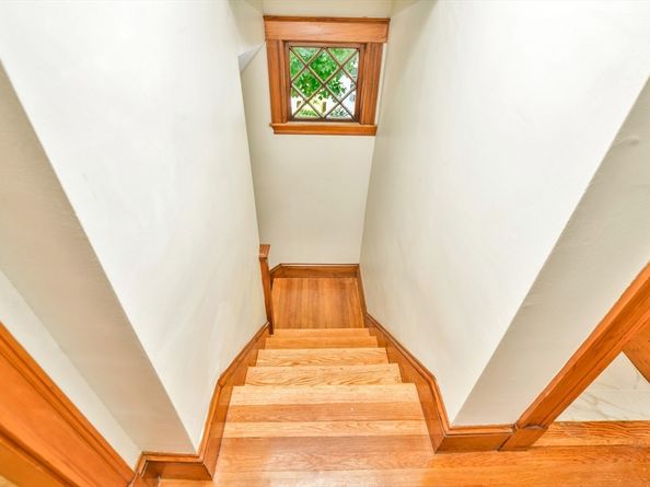 15 Highland Ave, Braintree MA 02184