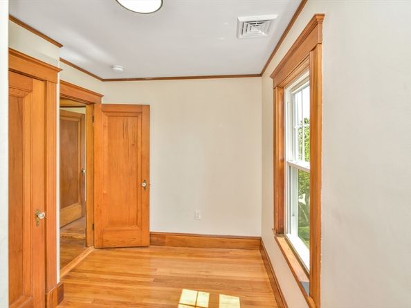 15 Highland Ave, Braintree MA 02184