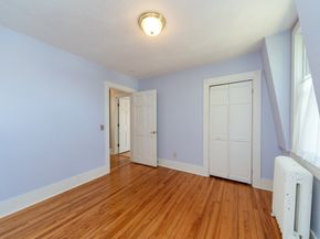 89 1/2 Walnut St, Clinton MA 01510