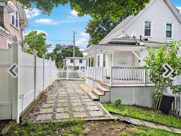 941 S Franklin St, Holbrook MA 02343