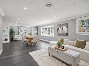 36 Pondview Cir, Brockton MA 02301