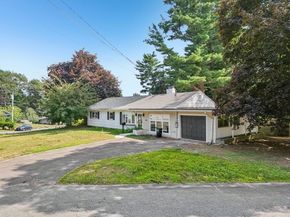 36 Pondview Cir, Brockton MA 02301