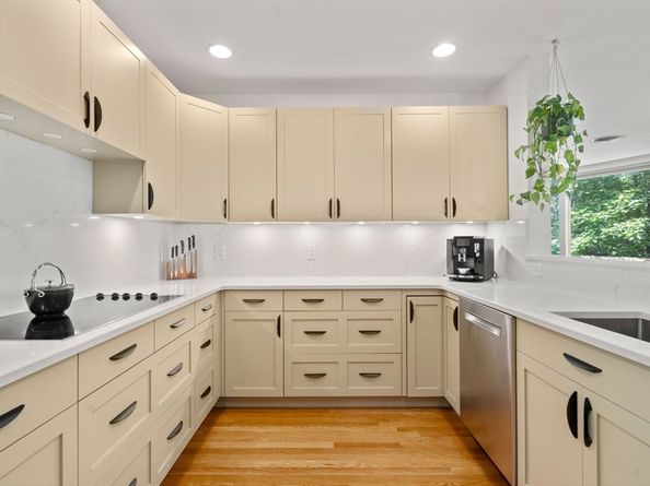 145 Walpole Street, Dover MA 02030