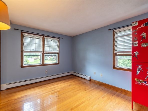 32 Benton Cir, Reading MA 01867