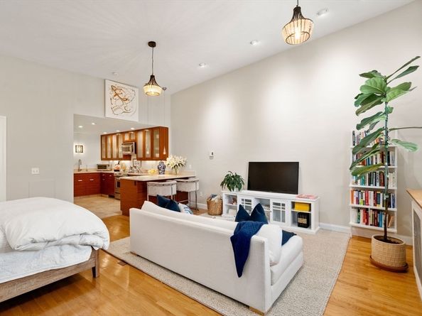 9 Appleton St 406, Boston MA 02116