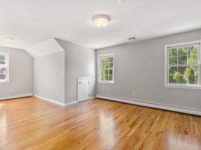 8 Oscars Way, Maynard MA 01754