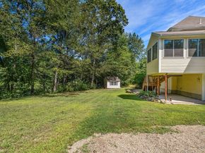 8 Oscars Way, Maynard MA 01754