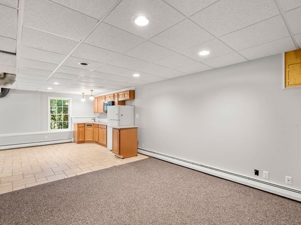8 Oscars Way, Maynard MA 01754