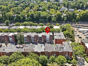 17 Strathmore Road