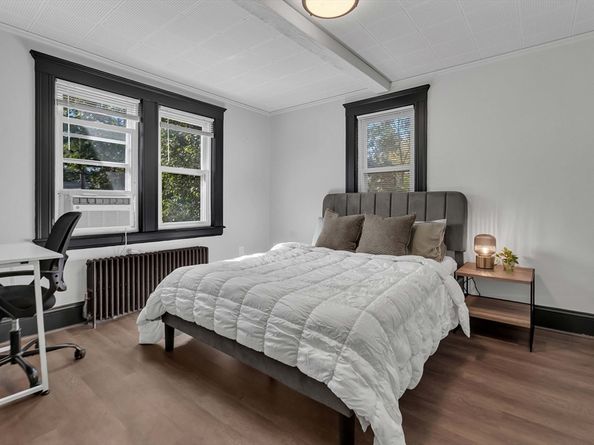50 Sprague St, Dedham MA 02026