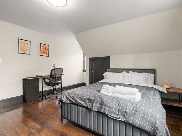 50 Sprague St, Dedham MA 02026