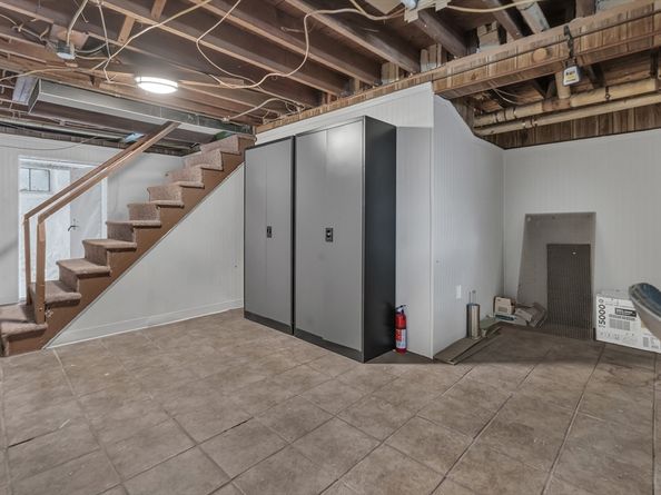 50 Sprague St, Dedham MA 02026