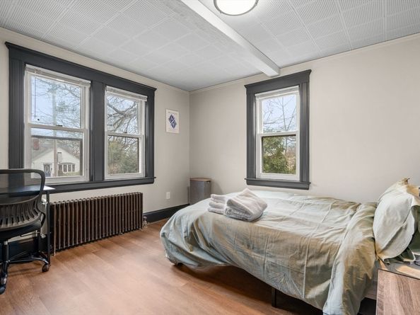 50 Sprague St, Dedham MA 02026
