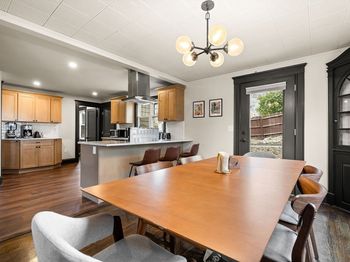 50 Sprague St