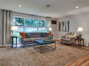 52 Lohnes Rd, Framingham MA 01701